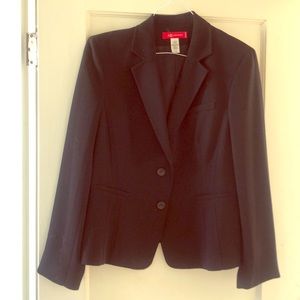 Three button Anne Klein classic blazer